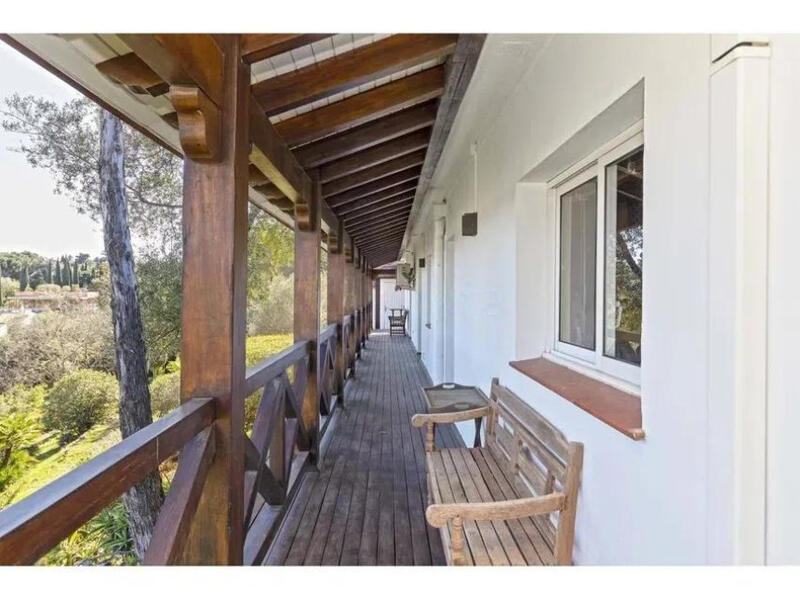 5 Schlafzimmer Villa zu verkaufen