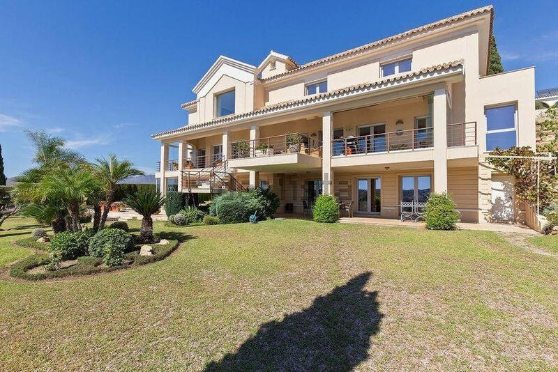 8 Schlafzimmer Villa zu verkaufen