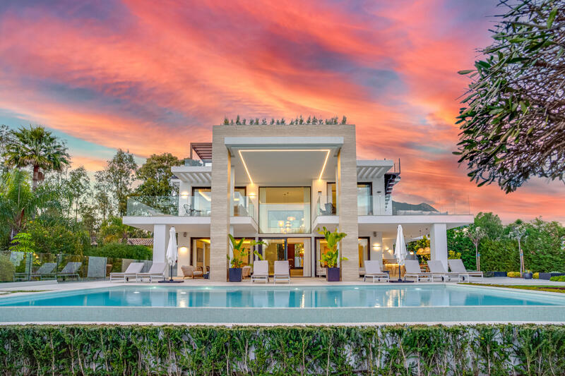 Villa till salu i Marbella, Málaga