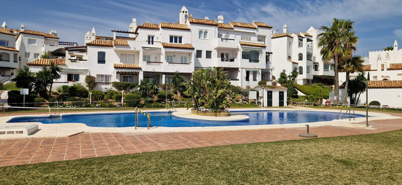 4 bedroom Apartment for sale