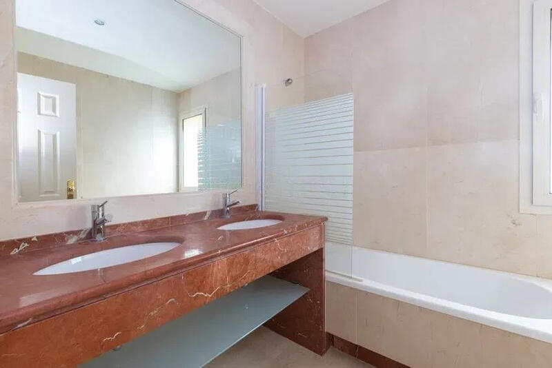 3 Schlafzimmer Appartement zu verkaufen