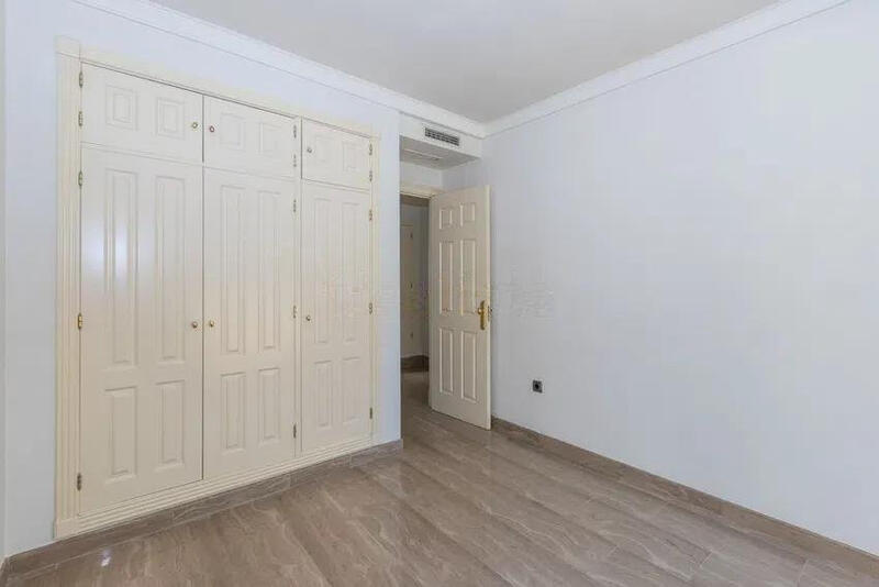 3 Schlafzimmer Appartement zu verkaufen