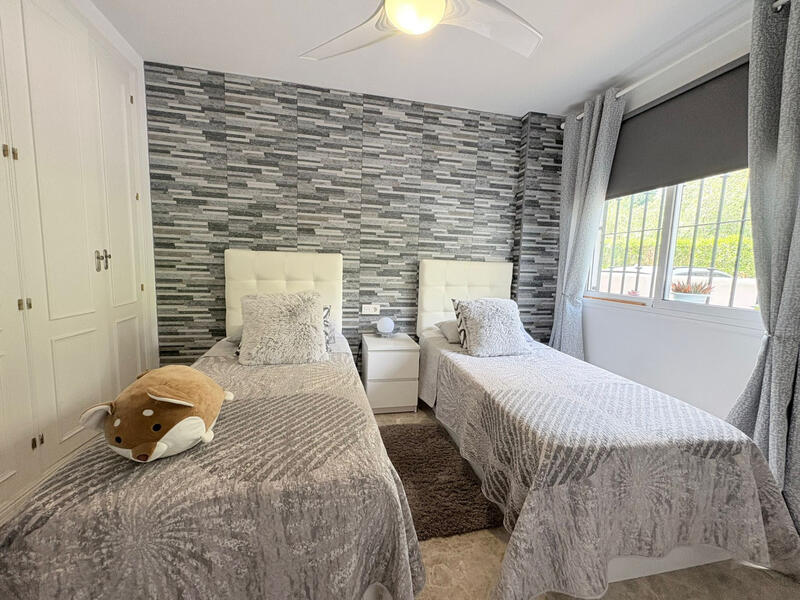 2 slaapkamer Appartement Te koop