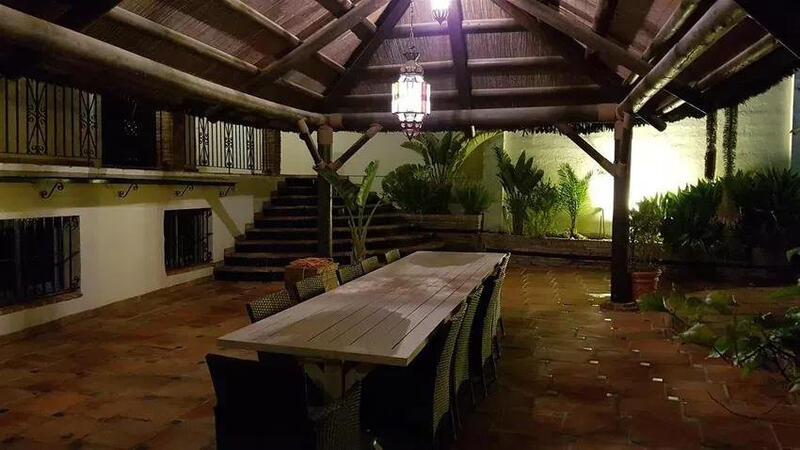 7 chambre Villa à vendre