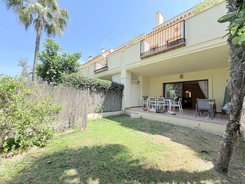 Byhus til salg i Marbella, Málaga