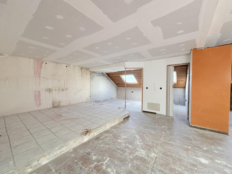 5 bedroom Duplex for sale