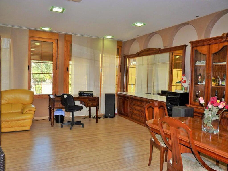4 chambre Auberge à vendre