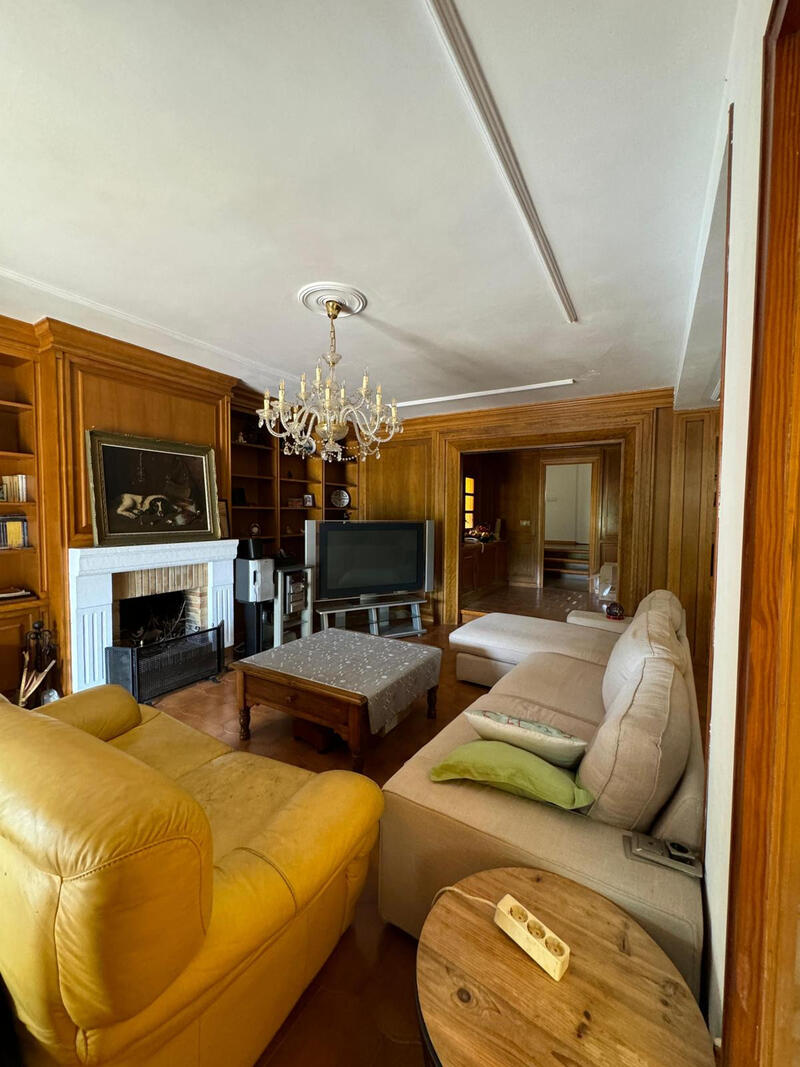 4 chambre Auberge à vendre