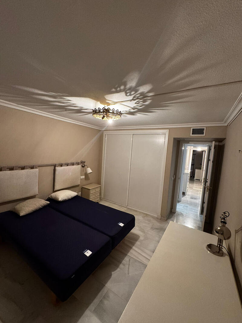2 slaapkamer Tweezijdig Te koop