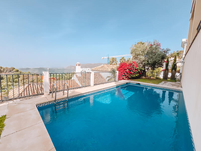 2 Cuarto Villa en venta