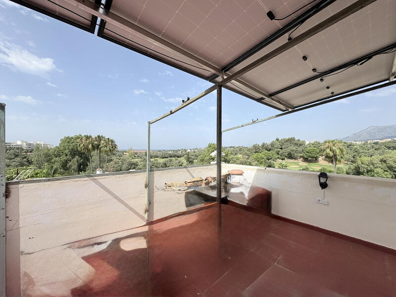 9 bedroom Villa for sale