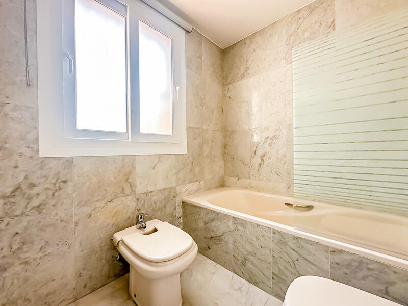 4 bedroom Cave House for sale