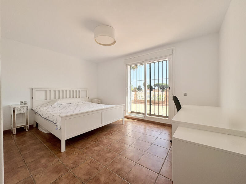 5 bedroom Villa for sale