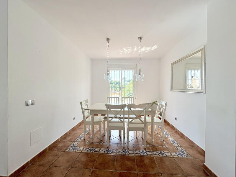 5 bedroom Villa for sale