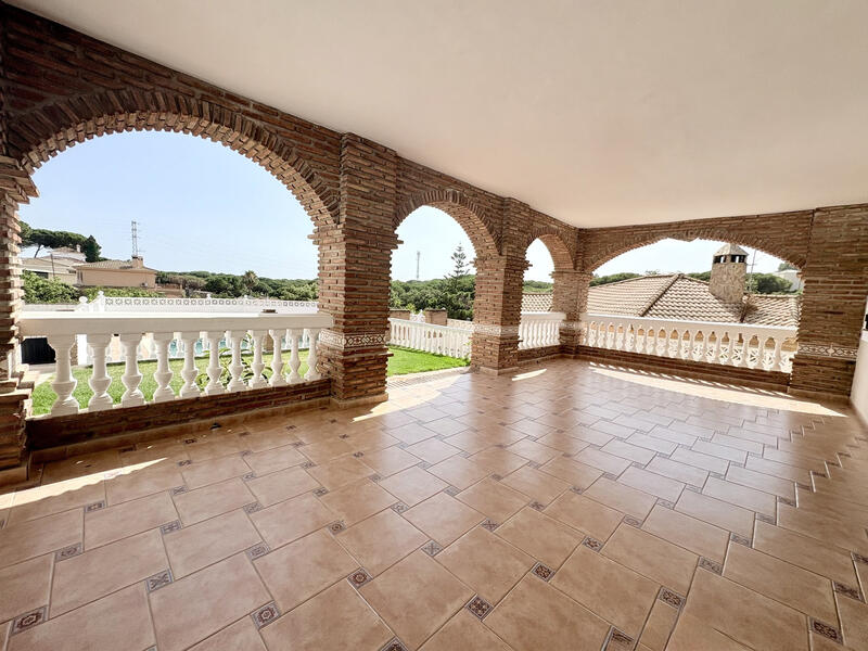 5 bedroom Villa for sale