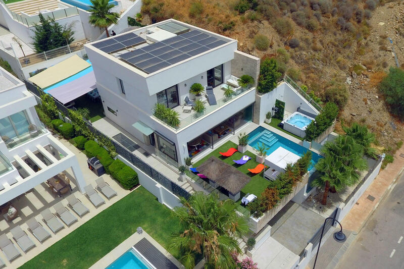 Villa for sale in Mijas Costa, Málaga