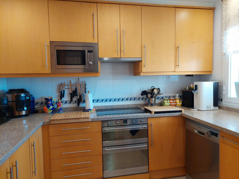 3 slaapkamer Gezinswoning Te koop