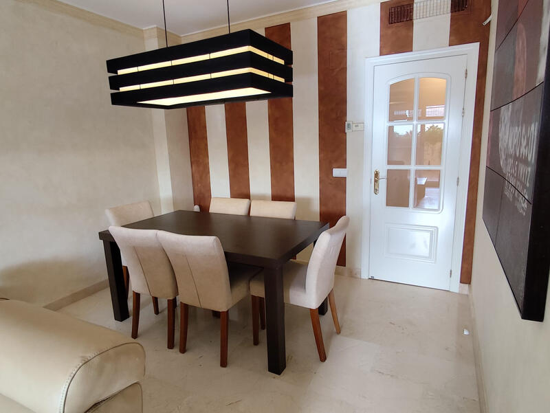 3 Schlafzimmer Duplex zu verkaufen