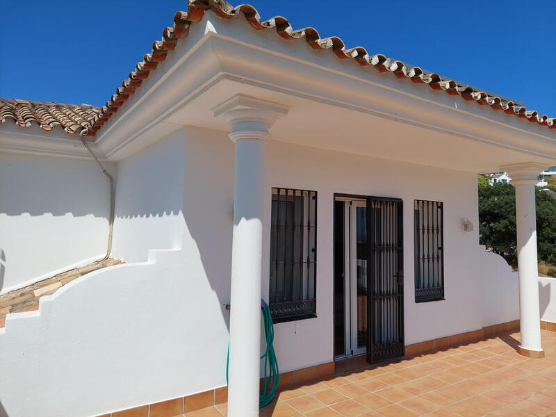 5 bedroom Villa for sale