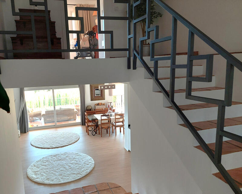 5 bedroom Villa for sale