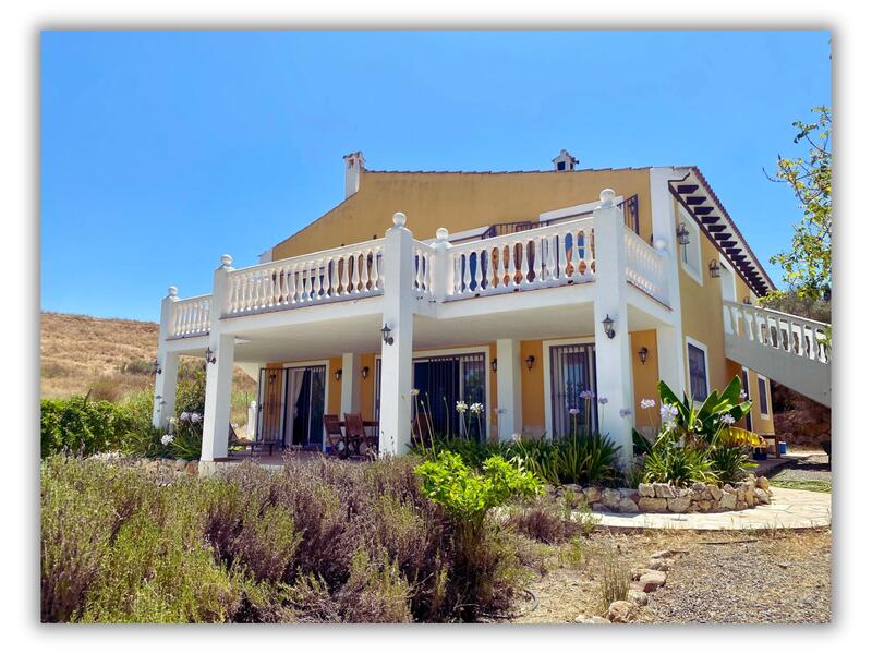 Country House for sale in Coin, Málaga