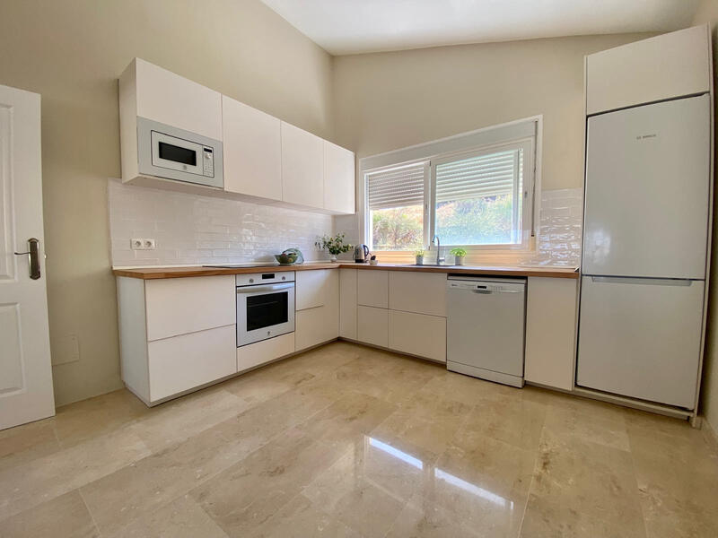 6 Cuarto Casa de Campo en venta