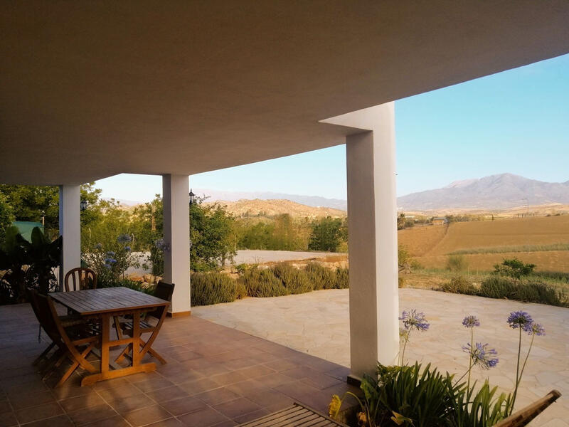 6 Cuarto Casa de Campo en venta