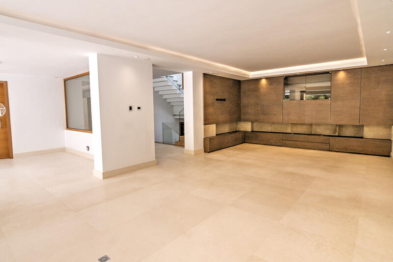 5 slaapkamer Villa Te koop