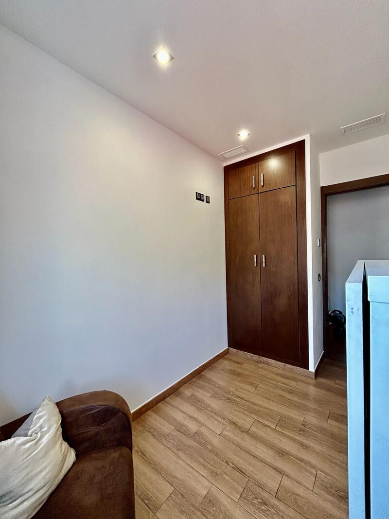 3 slaapkamer Appartement Te koop