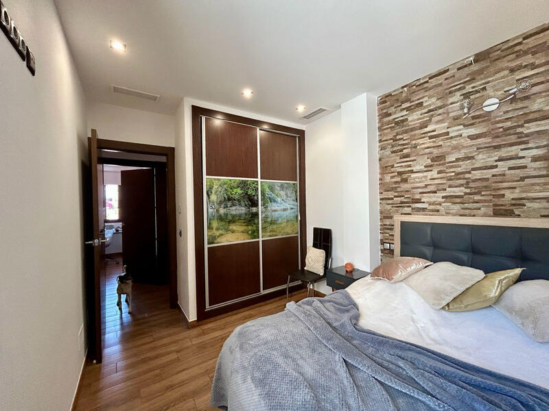 3 slaapkamer Appartement Te koop