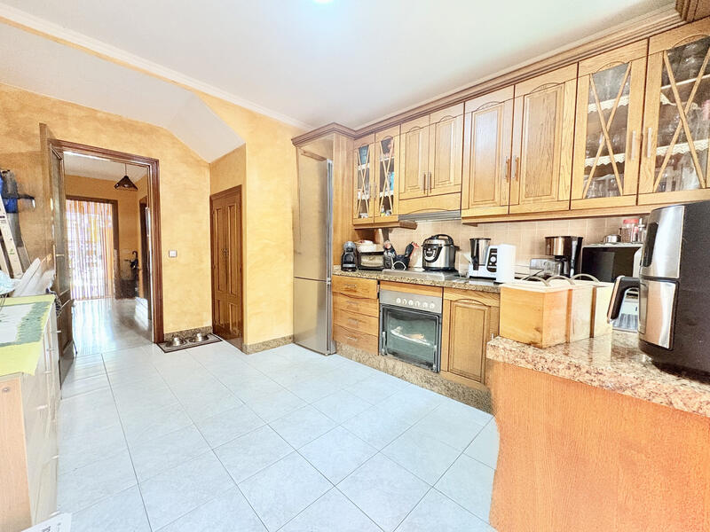 6 chambre Auberge à vendre