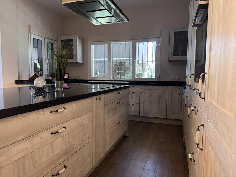 6 chambre Auberge à vendre