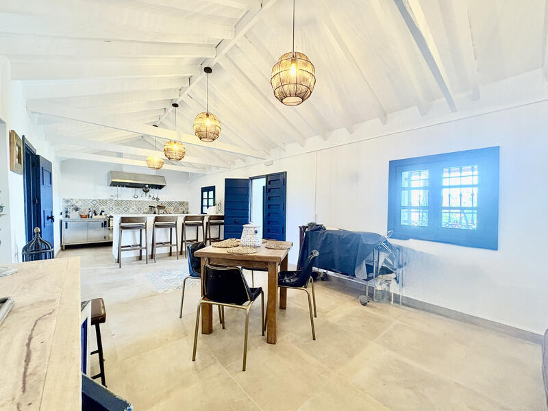 1 soverom Herregård til salgs