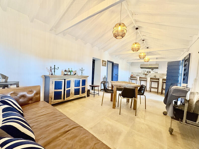 1 soverom Herregård til salgs