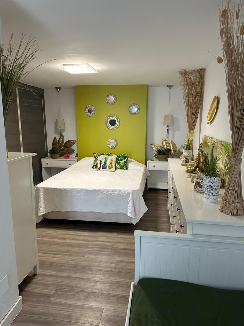 1 slaapkamer Appartement Te koop