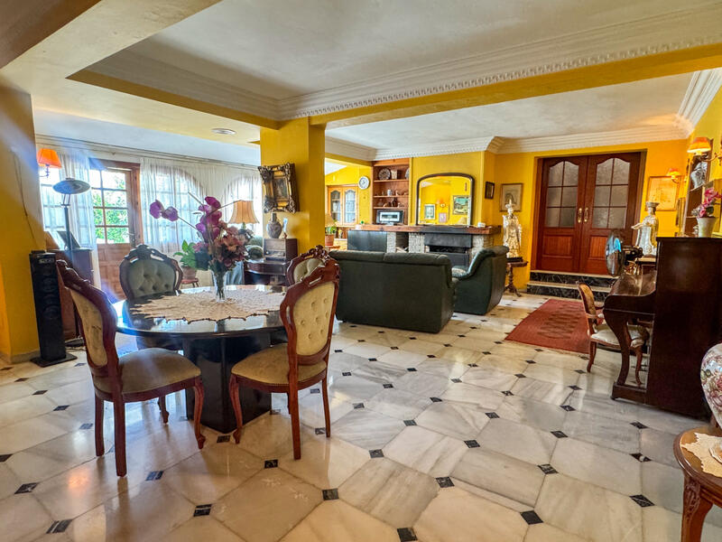 5 slaapkamer Villa Te koop