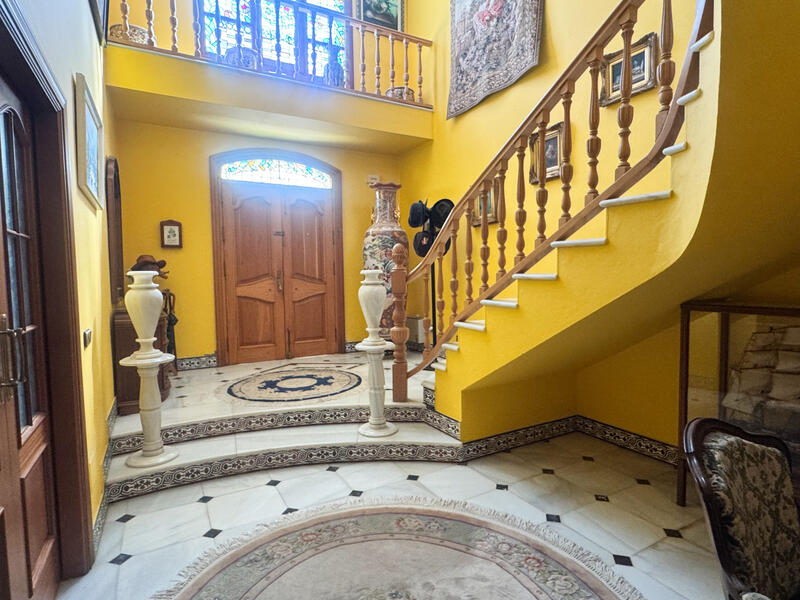 5 slaapkamer Villa Te koop