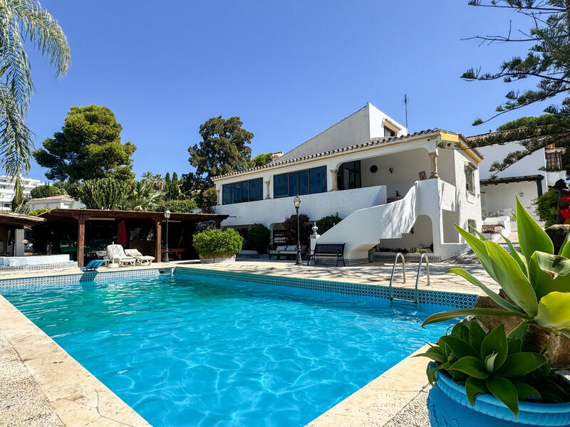 5 slaapkamer Villa Te koop