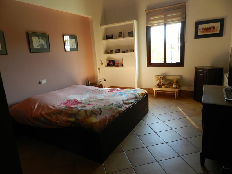 4 bedroom Country House for sale