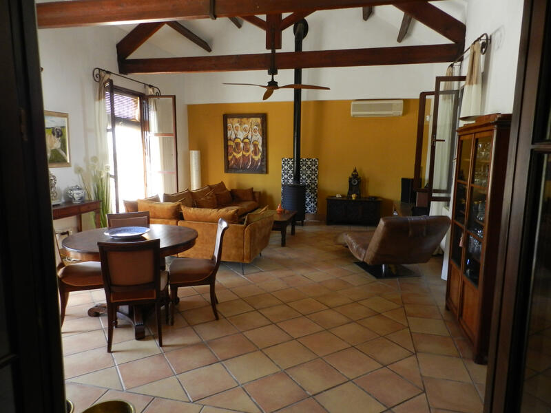 4 bedroom Country House for sale