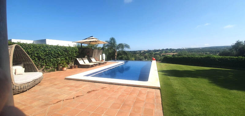 6 chambre Villa à vendre