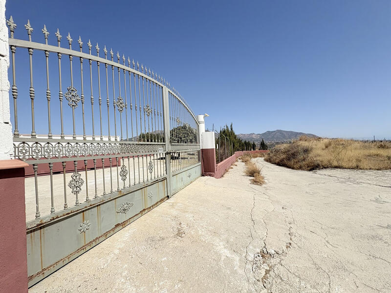2 bedroom Land for sale