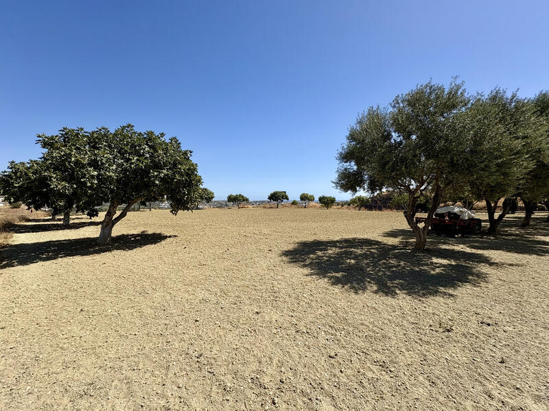 2 bedroom Land for sale