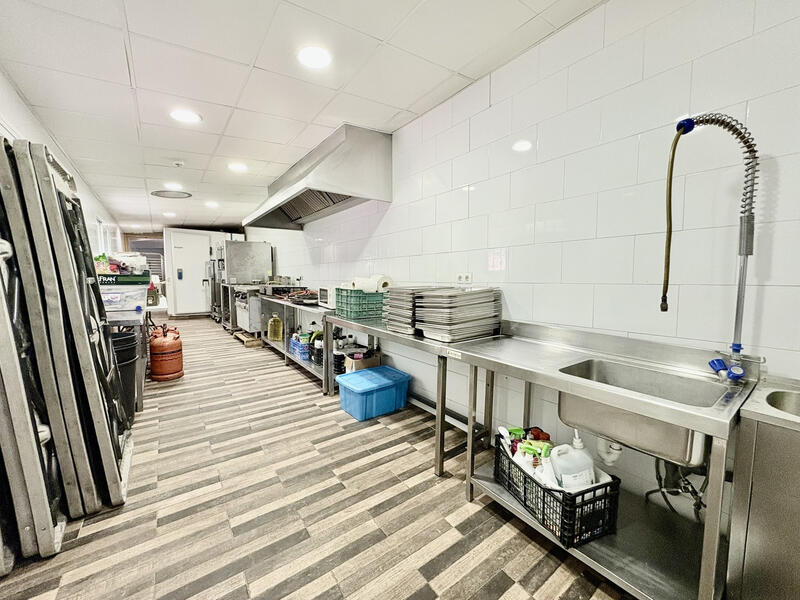 2 bedroom Commercial Property for sale