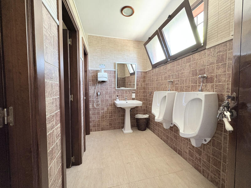 2 bedroom Commercial Property for sale