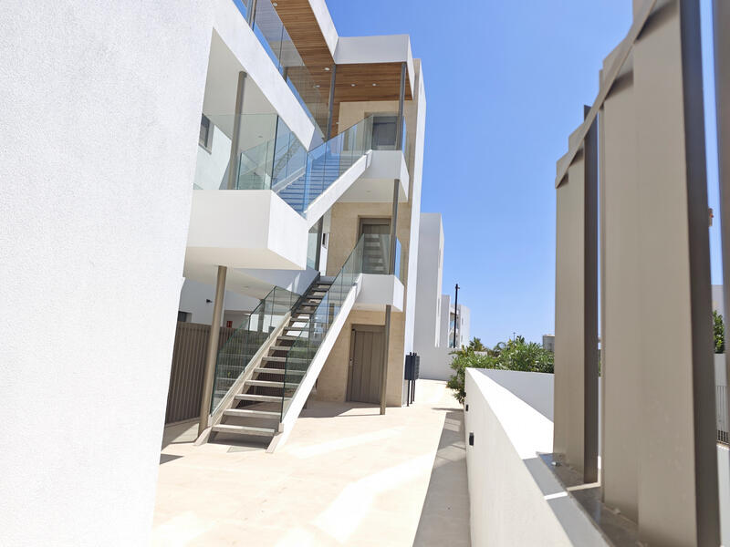 3 bedroom Apartment for sale