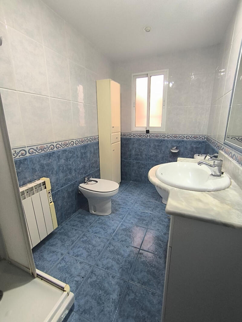 4 Schlafzimmer Appartement zu verkaufen