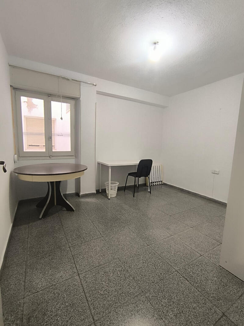 4 Schlafzimmer Appartement zu verkaufen