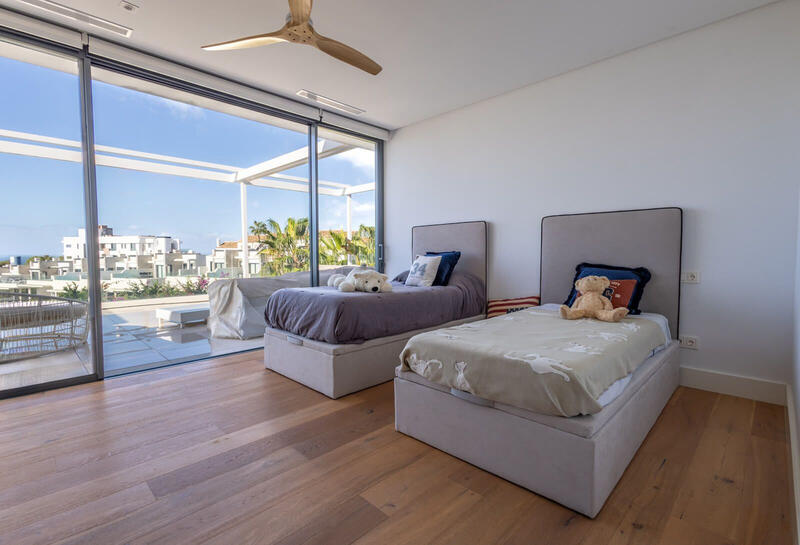 5 bedroom Villa for sale