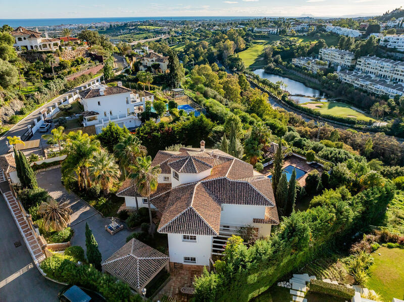 6 bedroom Villa for sale